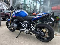 2024 BMW Motorrad R 1250 R BLUE