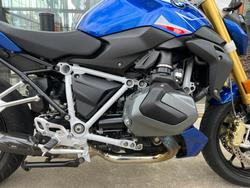 2024 BMW Motorrad R 1250 R BLUE