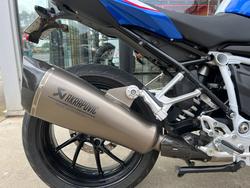 2024 BMW Motorrad R 1250 R BLUE