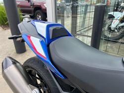 2024 BMW Motorrad R 1250 R BLUE