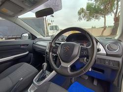 2016 Suzuki Vitara RT-S LY Savannah Ivory