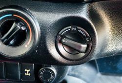 2015 Toyota Hilux SR