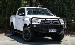 2015 Toyota Hilux SR