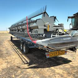 2022 Gleaner S97 Harvester & 40' Gleaner Front