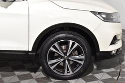 2017 Nissan QASHQAI ST-L