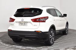 2017 Nissan QASHQAI ST-L