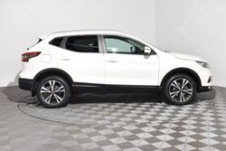 2017 Nissan QASHQAI ST-L