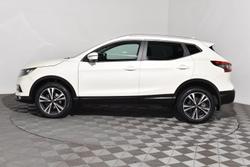 2017 Nissan QASHQAI ST-L