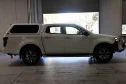 2022 Isuzu D-MAX LS-U