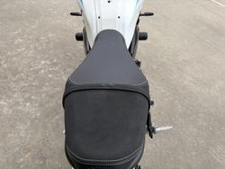 2024 Yamaha XSR700 WHITE/BLAC