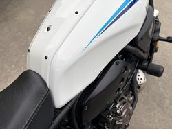 2024 Yamaha XSR700 WHITE/BLAC