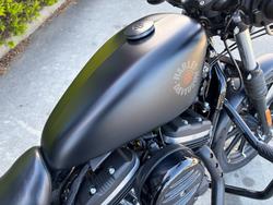 2019 HARLEY-DAVIDSON XL883N IRON 883 Black