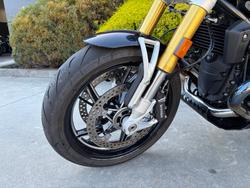 2024 BMW Motorrad R 12 nineT HL Black