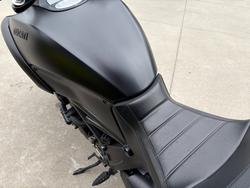 2015 DUCATI DIAVEL Black