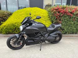 2015 DUCATI DIAVEL Black