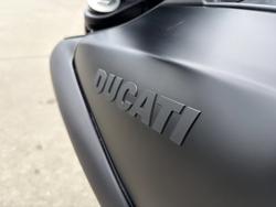 2015 DUCATI DIAVEL Black