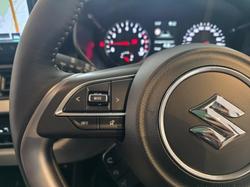 2025 Suzuki Swift Hybrid GLX