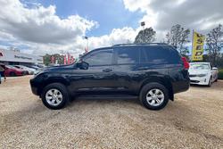 2023 Toyota Landcruiser Prado GXL