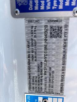 2021 Freightliner Cascadia 126 White