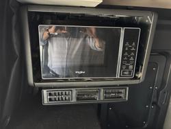 2021 Freightliner Cascadia 126 White