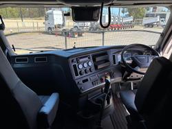 2021 Freightliner Cascadia 126 White