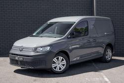 2025 Volkswagen Caddy TSI220