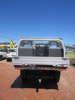 2007 Nissan Navara ST-X