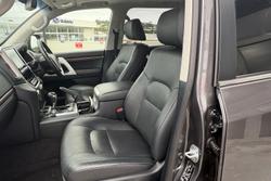 2019 Toyota Landcruiser VX