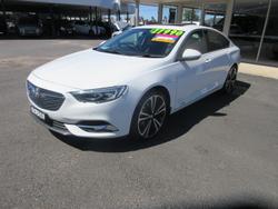 2020 Holden Calais V