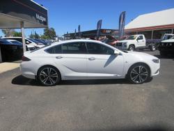 2020 Holden Calais V