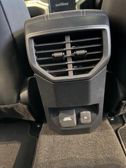 2025 Volkswagen Amarok TDI600 Style