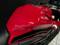 2023 Honda CBR650R Red