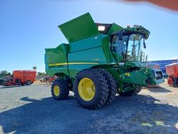 2018 John Deere S790 Green