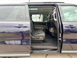 2024 Kia Carnival GT-Line