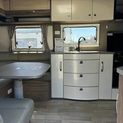 2016 JAYCO SILVERLINE OUTBACK 24.75-2 OB