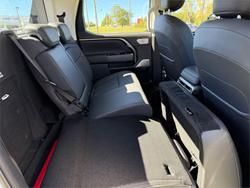 2025 LDV TERRON 9 EVOLVE