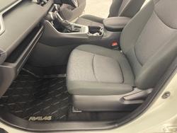 2019 Toyota RAV4 GXL MXAA52R Glacier White