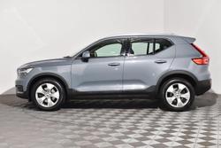 2020 Volvo XC40 T4 Momentum