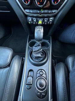 2022 MINI Countryman Cooper SE Classic