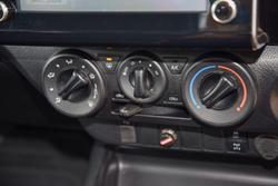 2022 Toyota Hilux SR