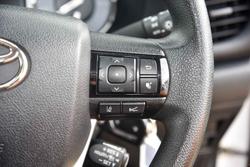 2022 Toyota Hilux SR