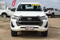 2022 Toyota Hilux SR