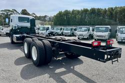 2025 Isuzu F Series FXY 260-355 AT R63
