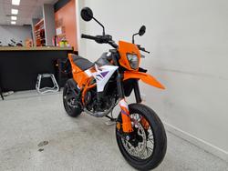 2025 Ktm 390 SMC R White