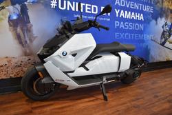 2025 BMW Motorrad CE 04