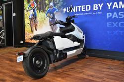 2025 BMW Motorrad CE 04