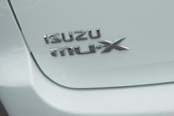 2018 Isuzu MU-X LS-T
