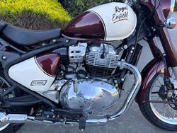 2025 Royal Enfield CLASSIC 650 VALLAM RED
