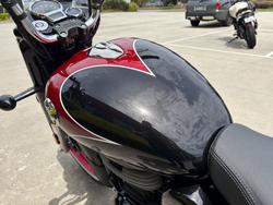 2026 Royal Enfield CLASSIC 350 DARK