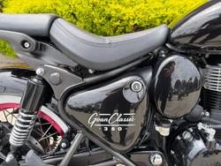 2026 Royal Enfield CLASSIC 350 DARK